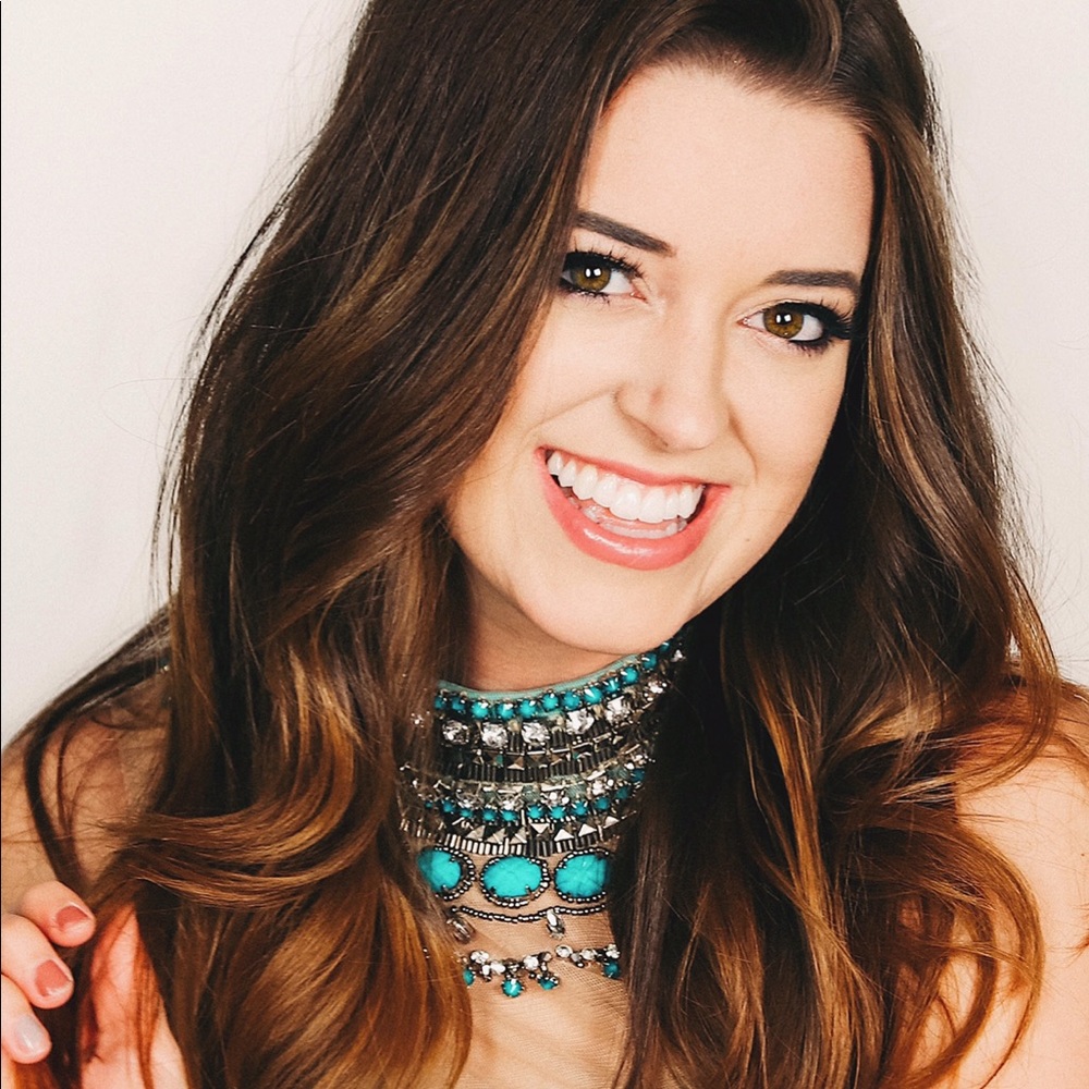 Meet your Posher, Gabrielle